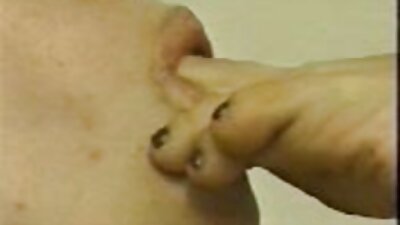 Soție latină mascată se bucură de un penis negru