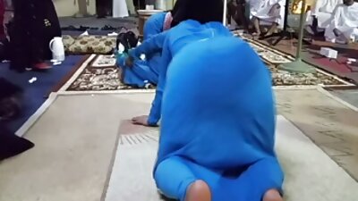 Milf sexy este futută cu pasiune de iubitul ei negru și cuming greu